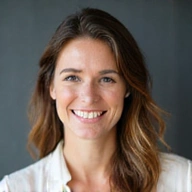 Ritratto di Laura Bianchi, cliente soddisfatta